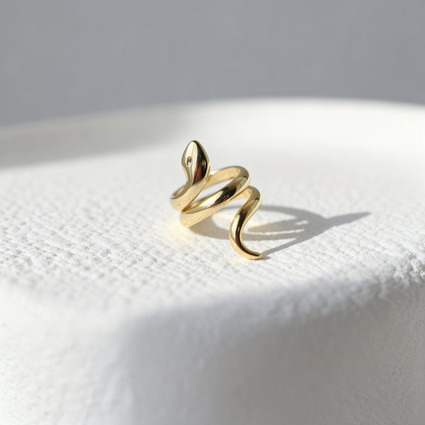Serpent Twist Ring